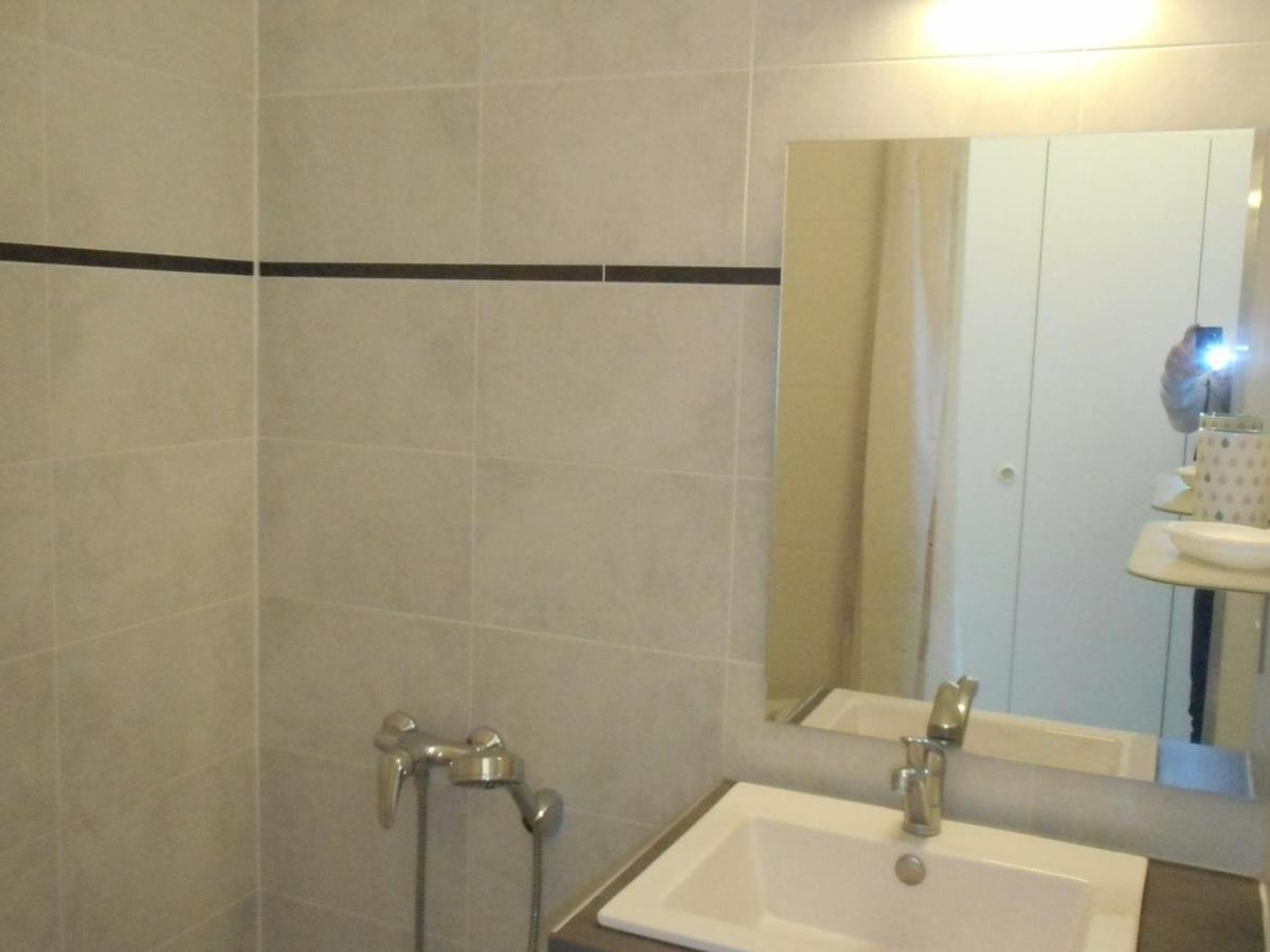 Studio Renove En Bord De Mer Avec Terrasse, Parking Et Wifi A Villeneuve-Loubet - Fr-1-252A-29 Dış mekan fotoğraf